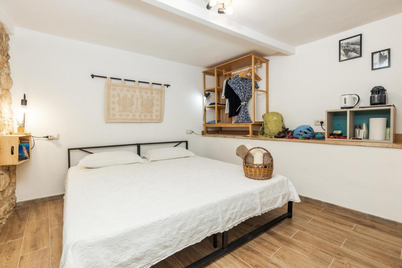 Dommu Anna Apartment Baunei Ngoại thất bức ảnh